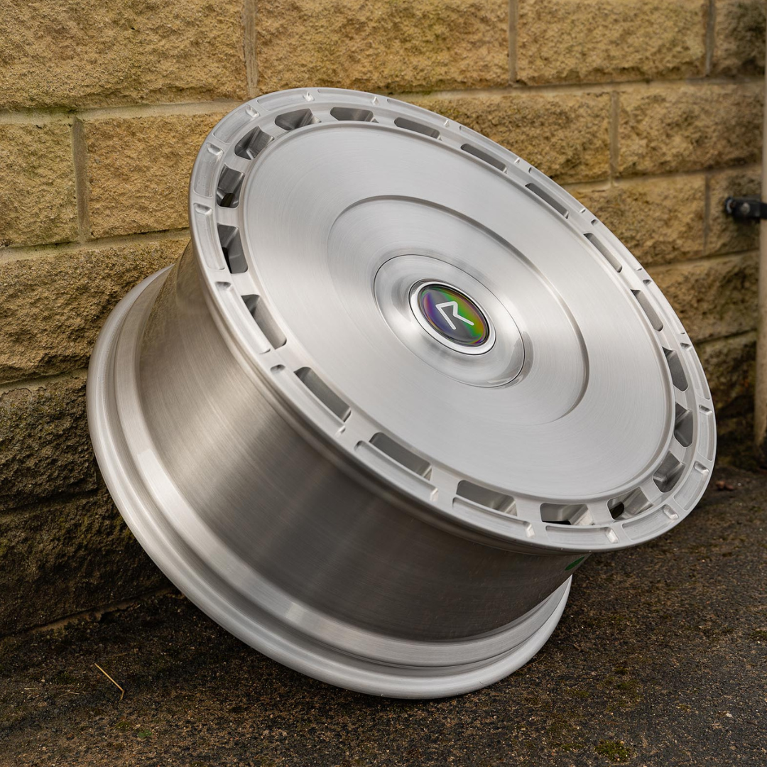 23 inch Riviera FG6 Alloy Wheel (Set of 4)