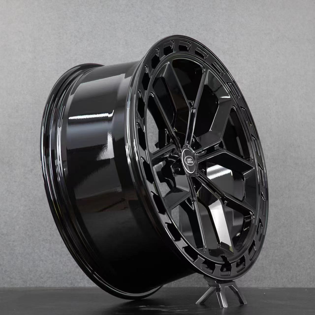 22 inch Gloss Black Forged Alloy Wheel (Set of 4)