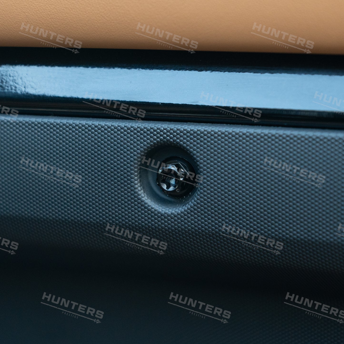 Hunters Interior Bolts Kit