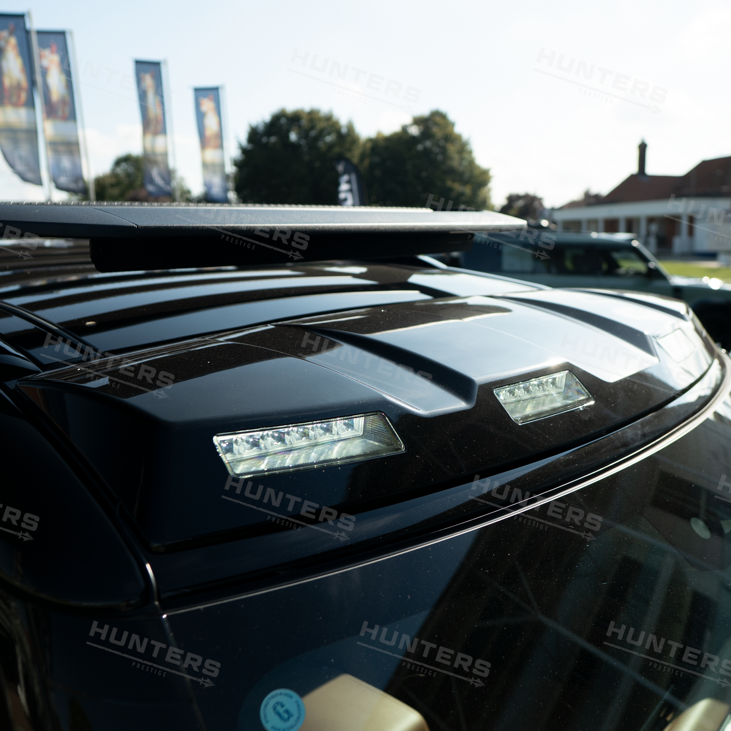 Hunters Gloss Black Roof Light Pod Kit