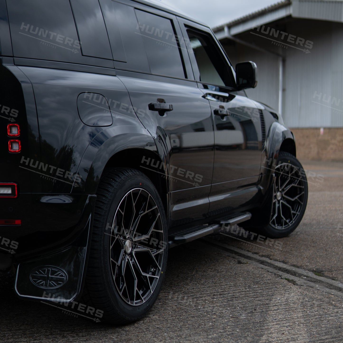 22 inch Riviera RF5 Dark Tint Alloy Wheel (Set of 4)