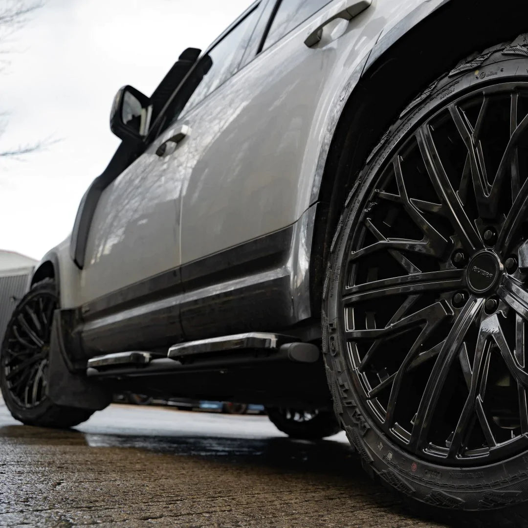 22 inch Riviera RV131 Black Polished Alloy Wheel (Set of 4)