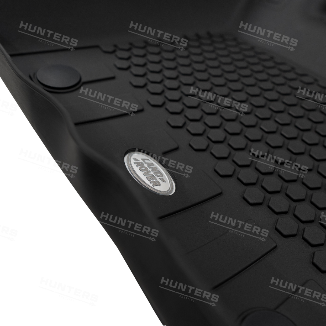 LR Genuine Floor Mat Set
