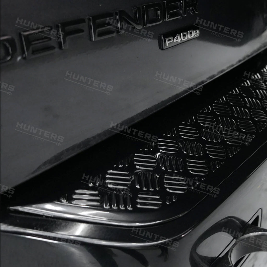 Defender L663 Chequer Plate Tailgate Scratchplate-90/110/130