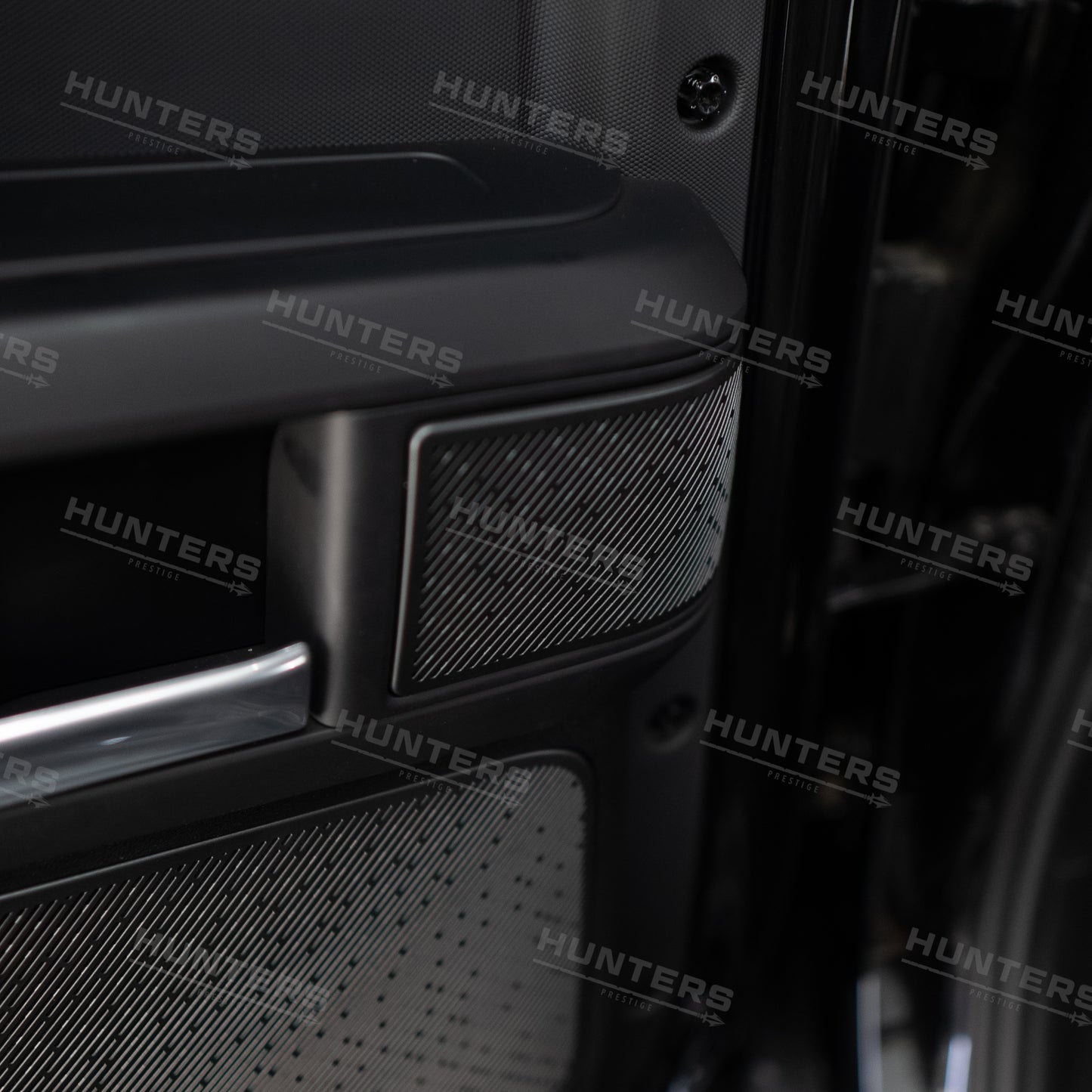 L663 New Defender Hunters Premium Interior Speaker Cover Set
