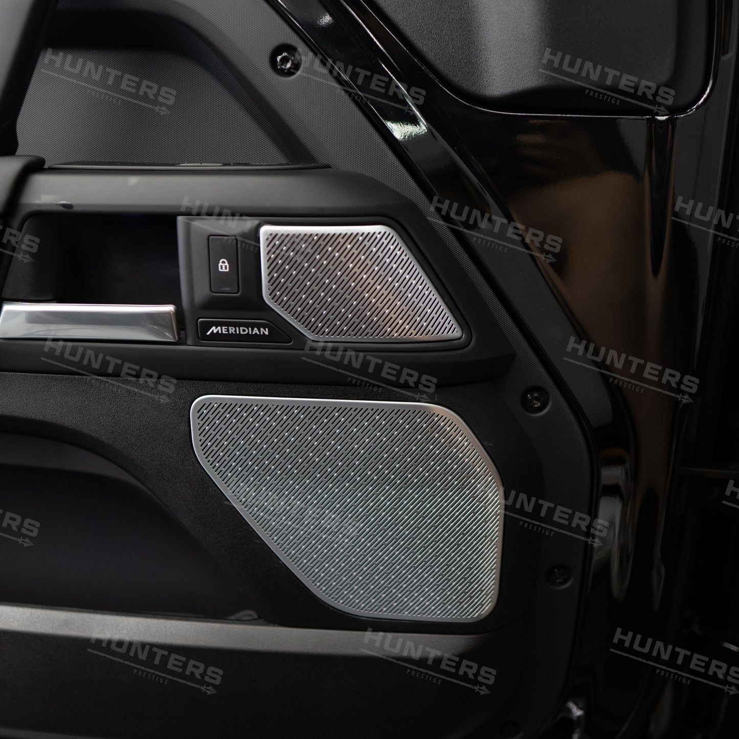 L663 New Defender Hunters Premium Interior Speaker Cover Set