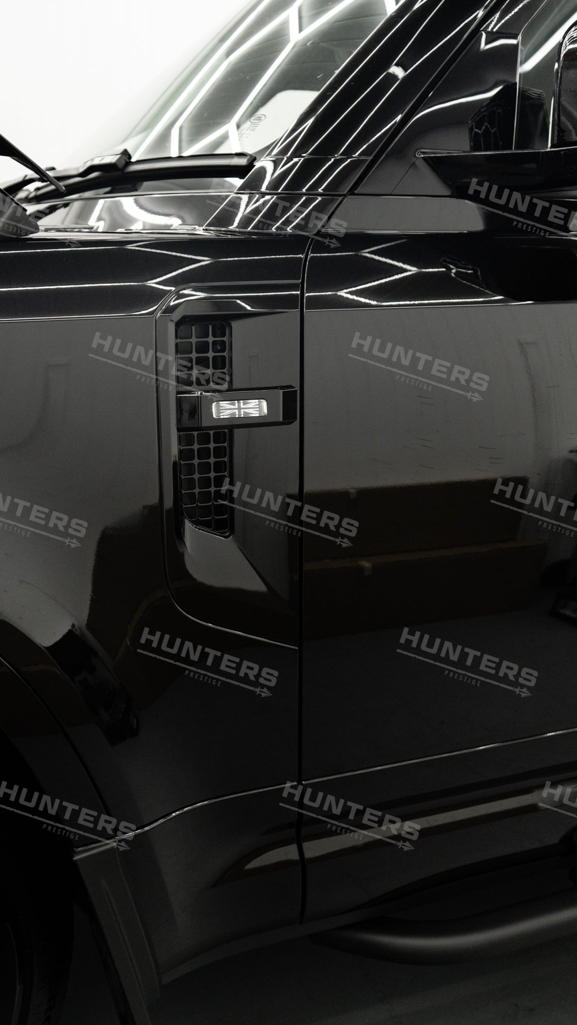 HUNTERS LED SIDE VENTS